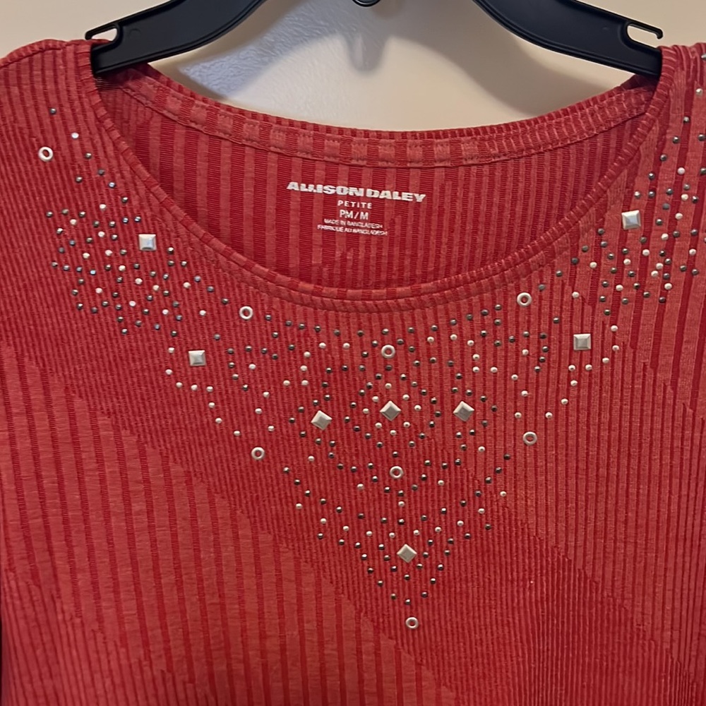 Size P/M - Picture 2 of 4